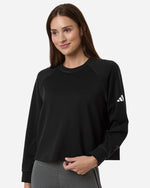 Women's Beyond Side-Snap Crewneck Sweatshirt - Black