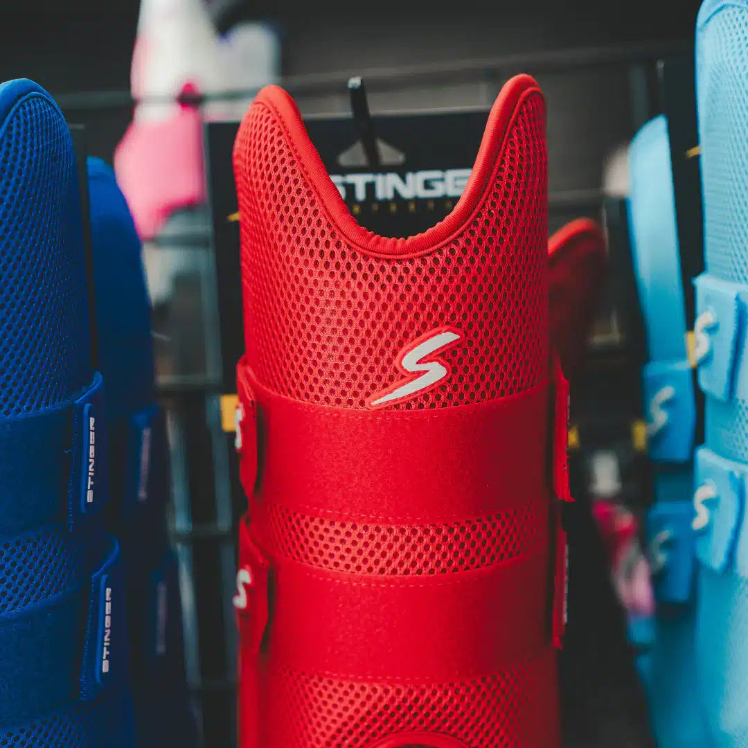 Stinger Select Leg Guard