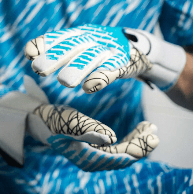 uhlsport Cybertec Ultragrip 2025
