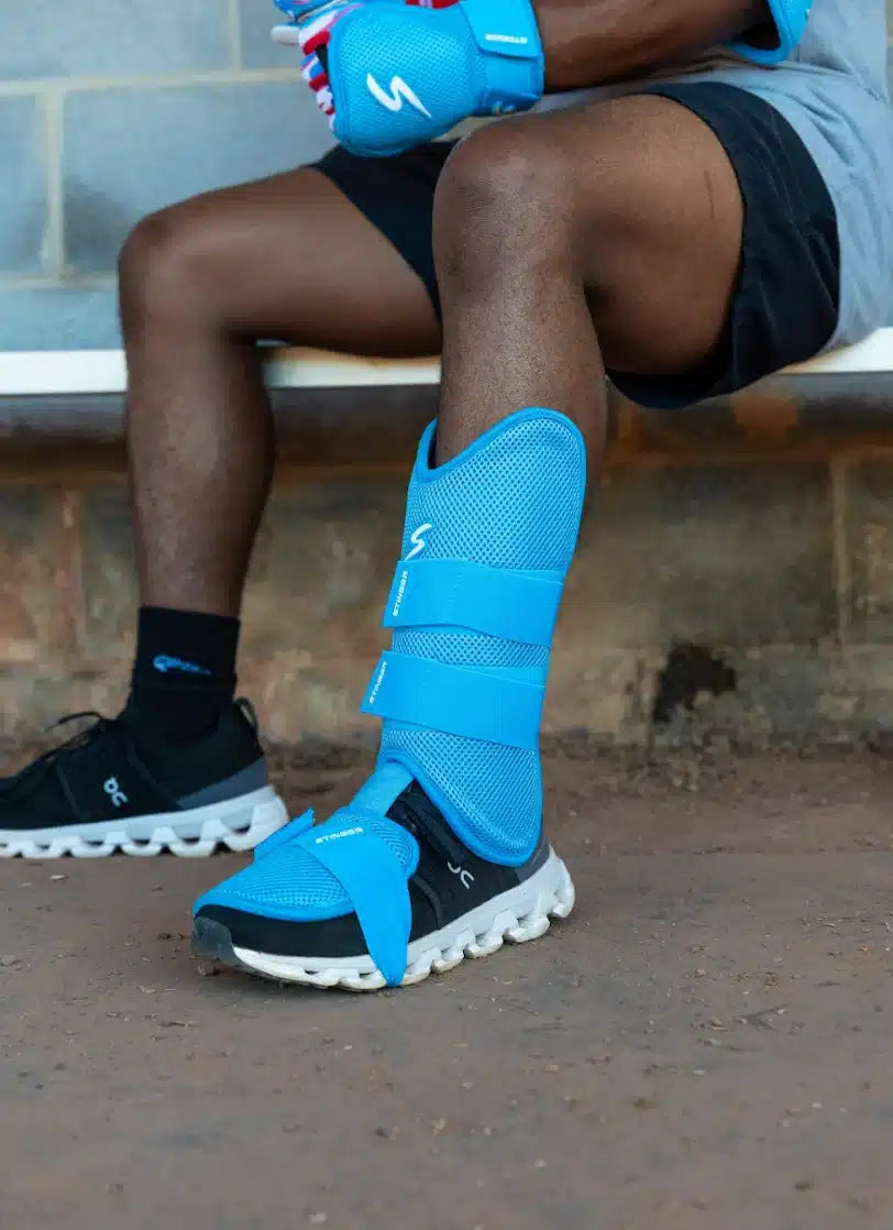 Stinger Select Leg Guard