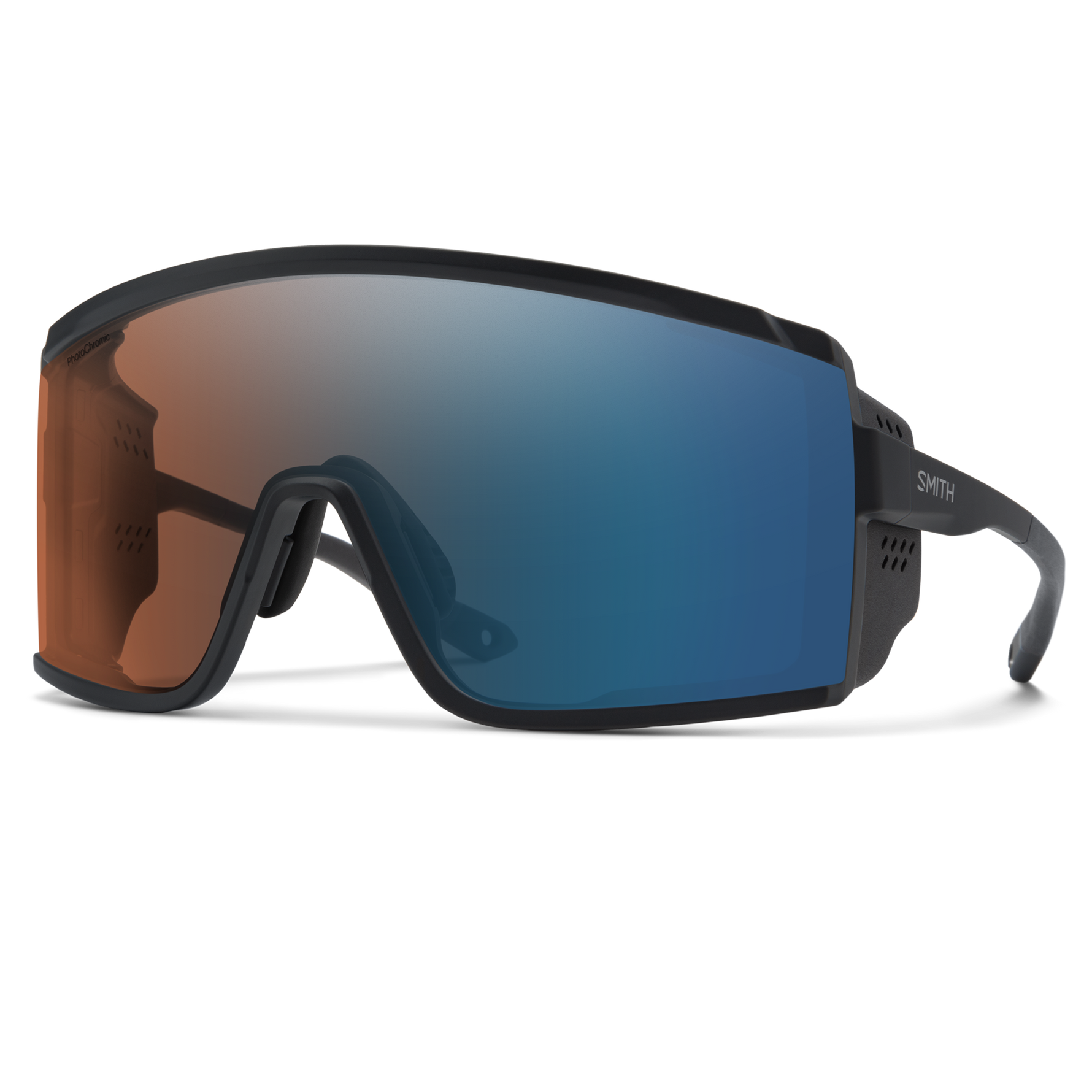Smith Pursuit - Matte Black | ChromaPop Glacier Photochromic Copper To Gray With Blue Mirror