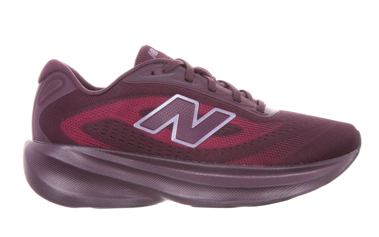 New Balance Women's 680 v9 – Black Ruby